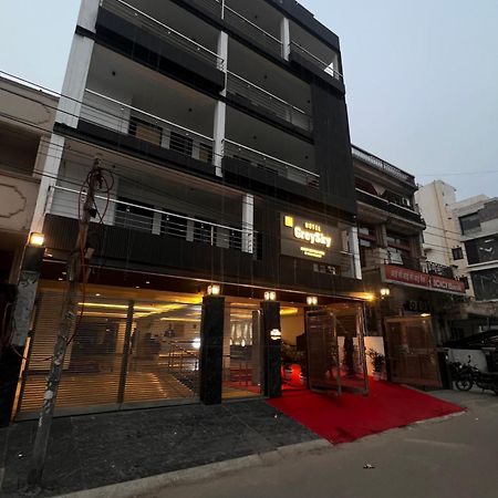 Hotel Grey Sky New Delhi Eksteriør bilde